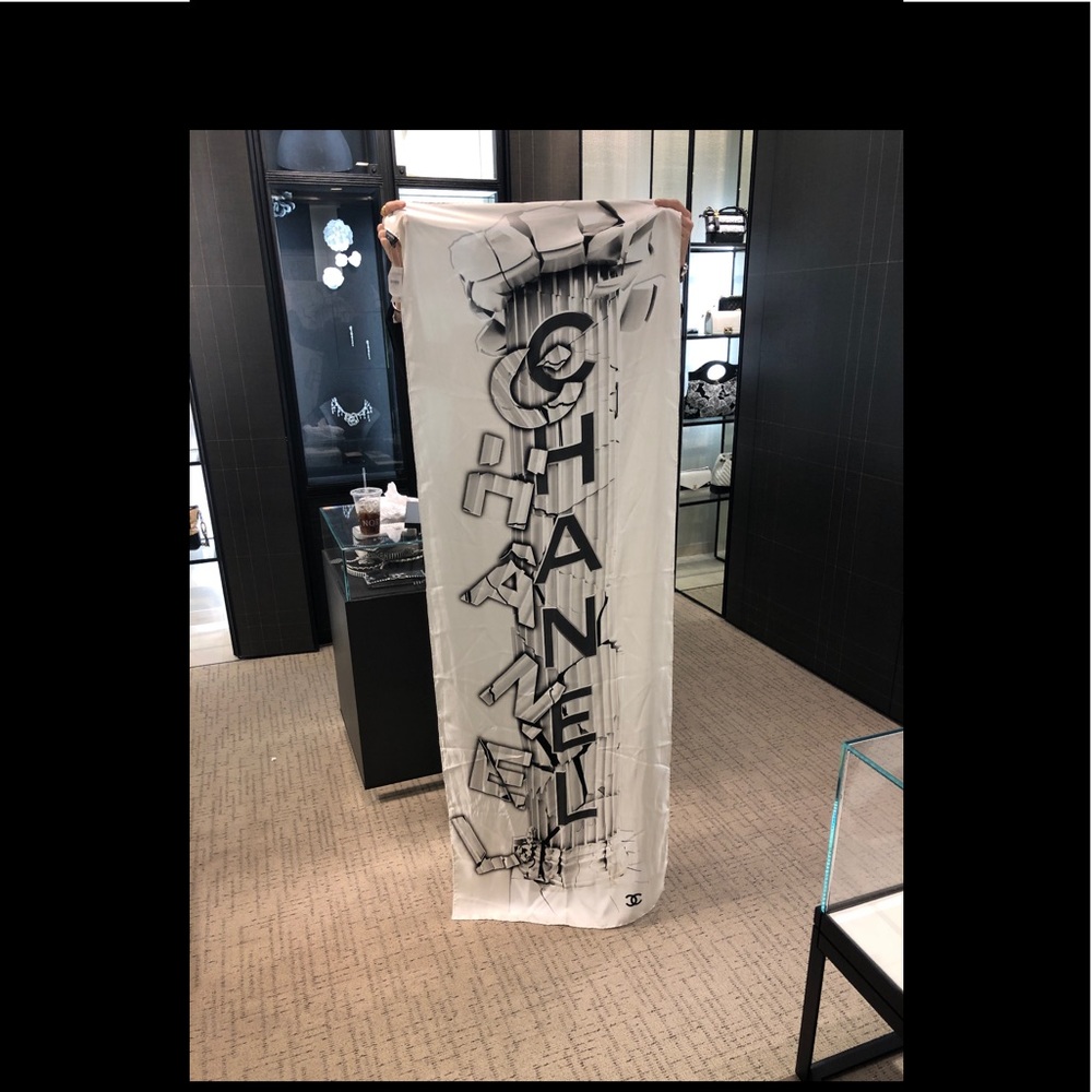 Long chanel scarf 🧣 scarves